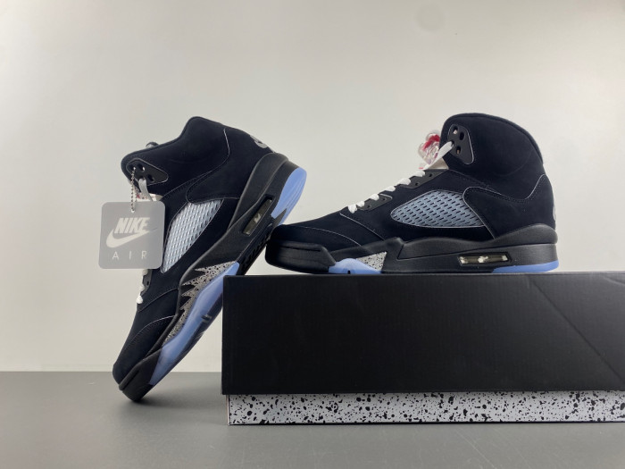 Air Jordan 5 “Black Metallic Reimagined” HF3975-001
