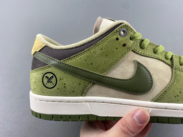 Yuto Horigome x Nike SB Dunk Low HF8022-300