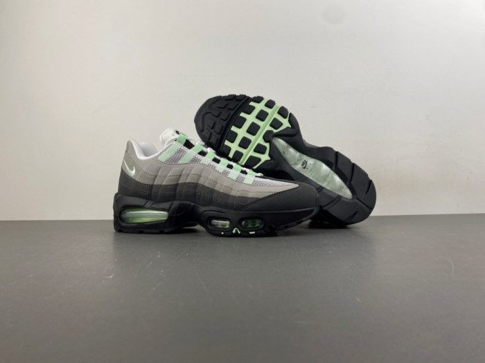 Nike Wmns Air Max 95 