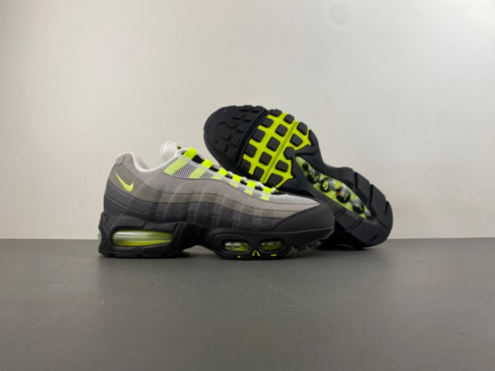 Nike Air Max 95 OG Big Bubble Neon HM4740-001