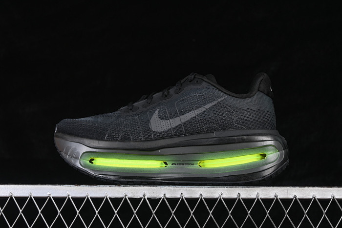 Nike Vomero Premium Black Volt HQ2050-001
