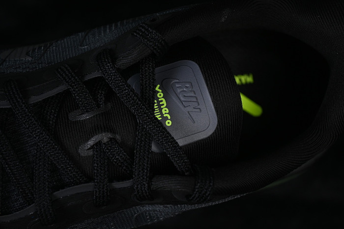 Nike Vomero Premium Black Volt HQ2050-001