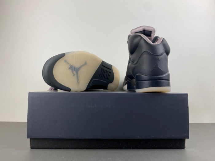 PSG x Air Jordan 5 “Off Noir” HQ3004-001