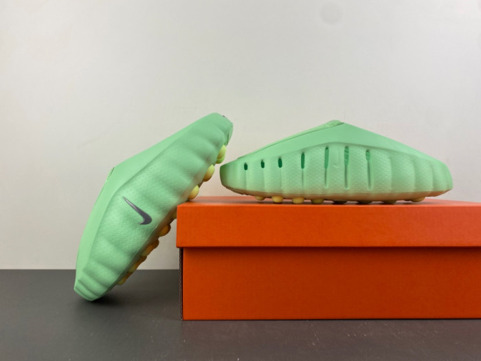 Nike Mind 001 Slide Cucumber Calm HQ4307-302