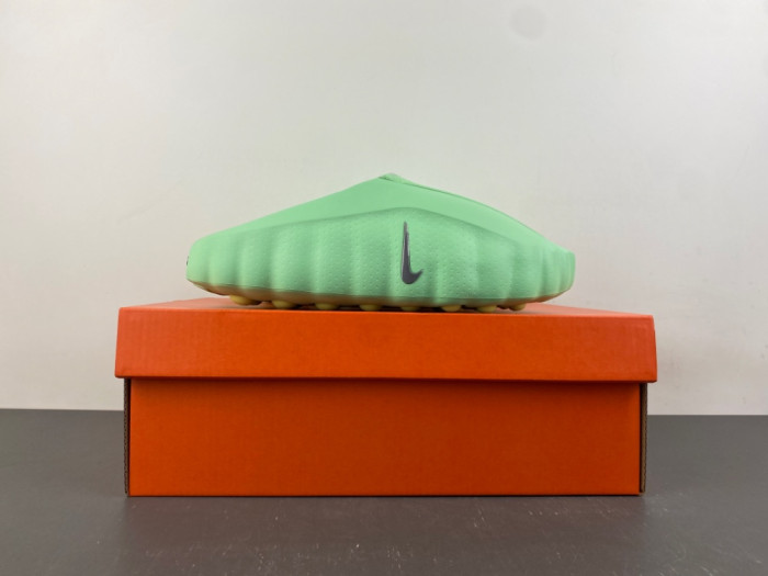 Nike Mind 001 Slide Cucumber Calm HQ4307-302