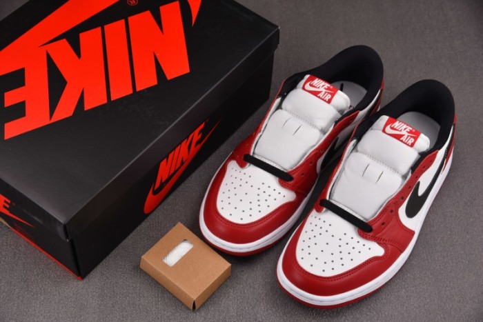 Air Jordan 1 Low OG “Chicago” HQ6998-600