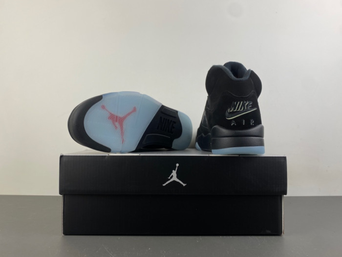 Air Jordan 5 “Halloween” HQ7978-001