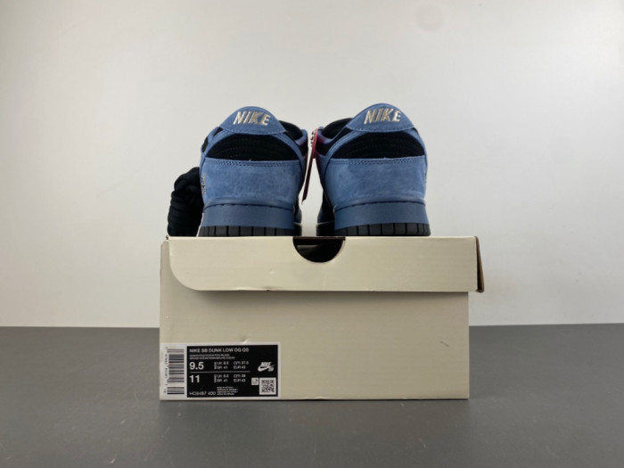 Nike SB Dunk Low “Ocean Fog” HQ8487-400