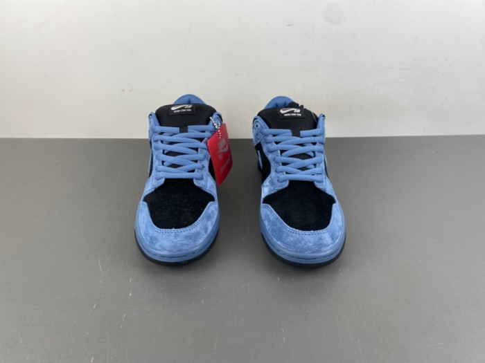 Nike SB Dunk Low “Ocean Fog” HQ8487-400