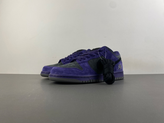 Nike SB Dunk Low “Ink” HQ8487-500