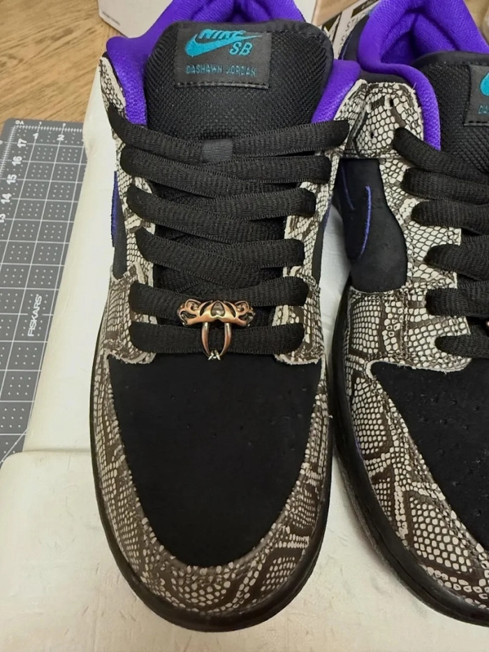Dashawn Jordan x Nike SB Dunk Low IB6208-200