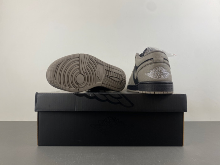 Air Jordan 1 Low SE Olive Grey IB7109-005