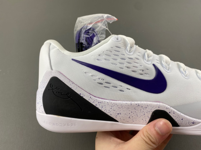 Nike Kobe 9 EM Low Protro IH1401-100