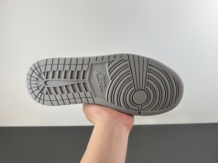 Air Jordan 1 Low SE IH3469-077