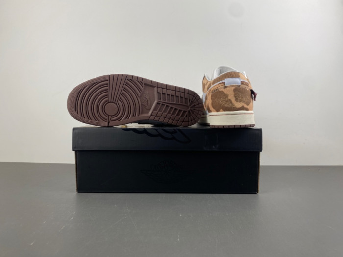 Air Jordan 1 Low SE Year of the Horse IQ5321-121