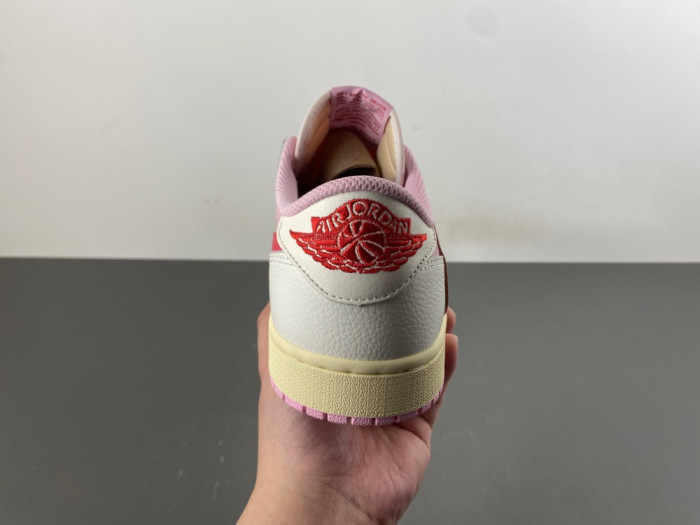 Air Jordan 1 Retro Low OG SP Travis Scott Sail Tropical Pink IQ7604-101