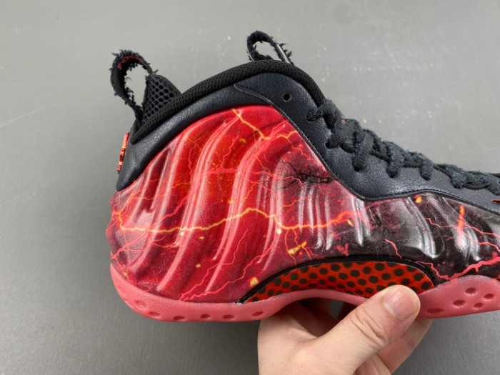 Nike Air Foamposite One Stranger Things IR7336-001