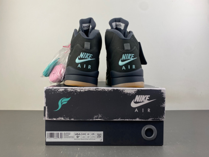 SoleFly x Air Jordan 5 IU0734-001