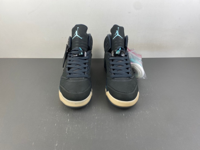 SoleFly x Air Jordan 5 IU0734-001