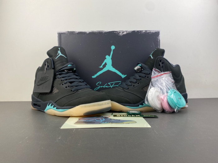 SoleFly x Air Jordan 5 IU0734-001
