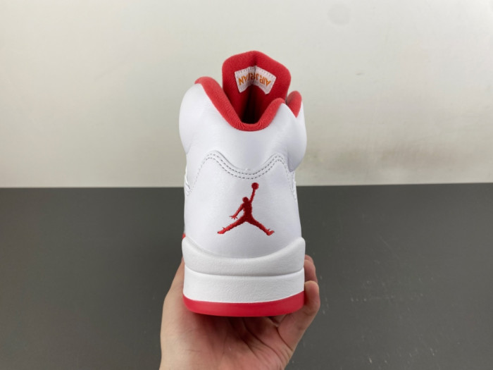 Air Jordan 5 “Sunset” IV5678-102