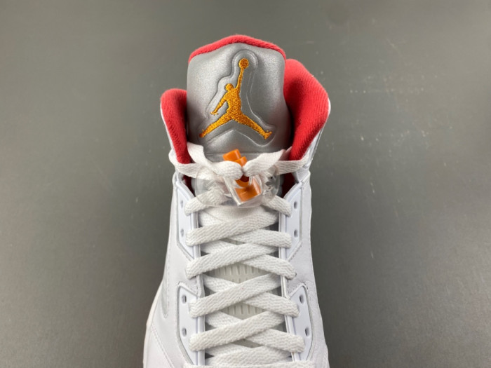 Air Jordan 5 “Sunset” IV5678-102