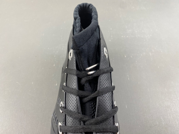 Air Jordan 17 Low “Black Patent” IV7640-001