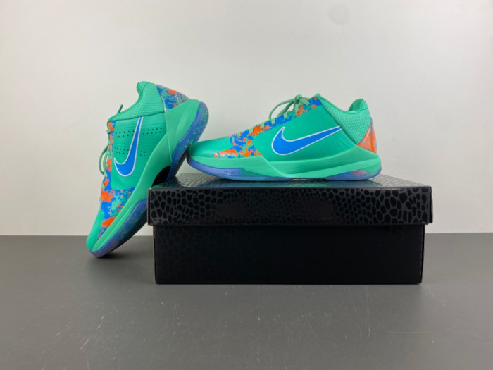 Nike Kobe 5 Protro Jalen Brunson NY vs. NY PE IX1200-300