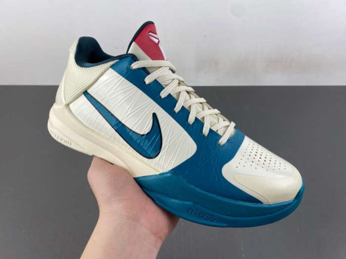 Caitlin Clark x Nike Kobe 5 Protro “Scrabble” IZ1852-100