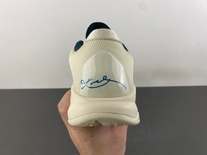 Caitlin Clark x Nike Kobe 5 Protro “Scrabble” IZ1852-100