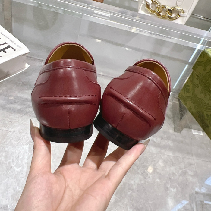 GU Loafer