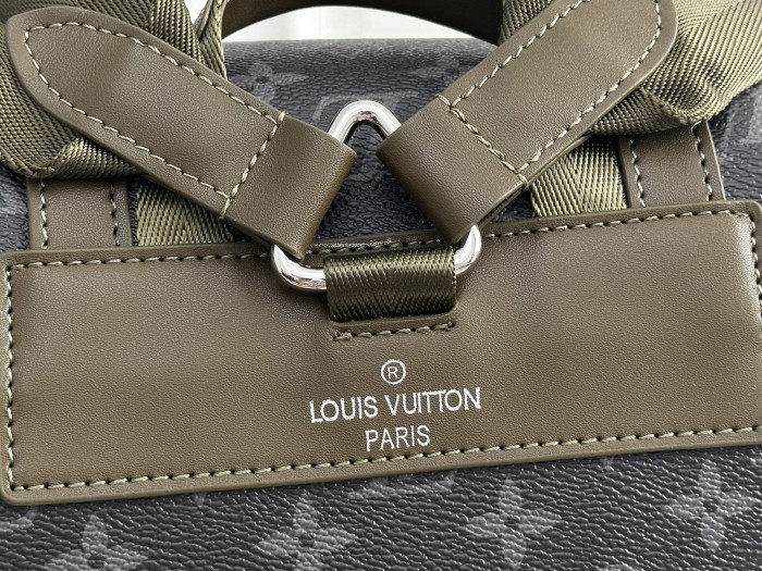 L1VV Backpack-38*44*12.5CM