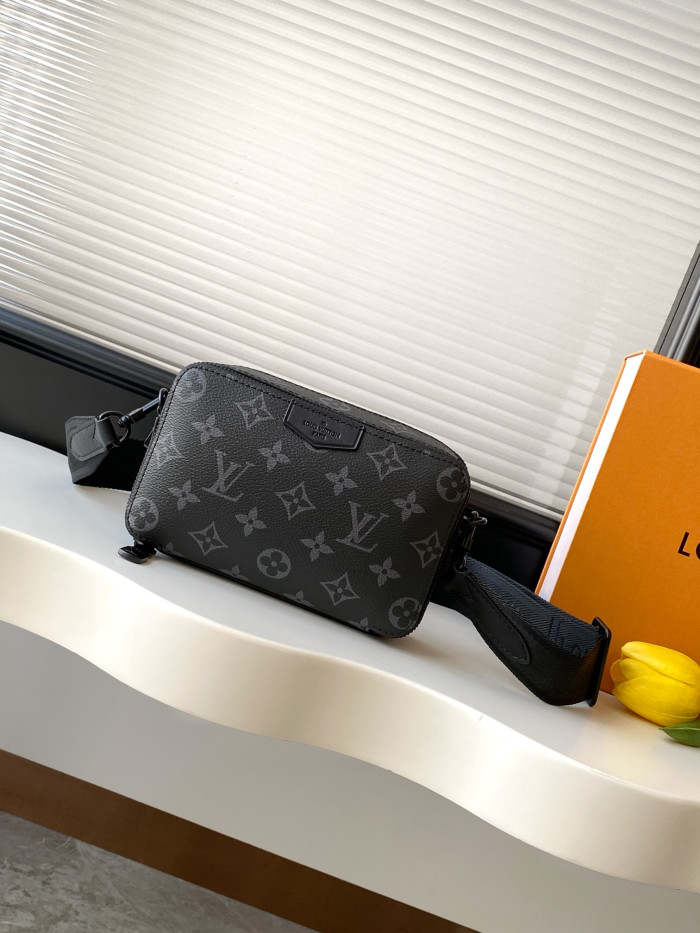 L1VV BAG-18.5 x 11 x 6.5cm