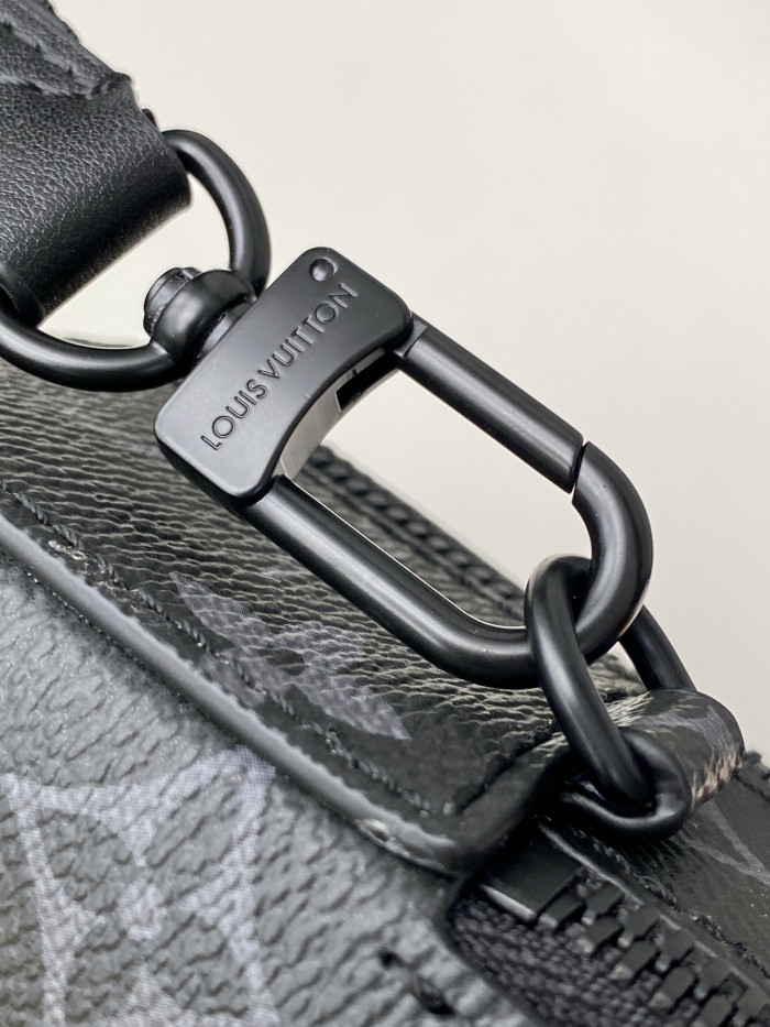 L1VV BAG-18.5 x 11 x 6.5cm