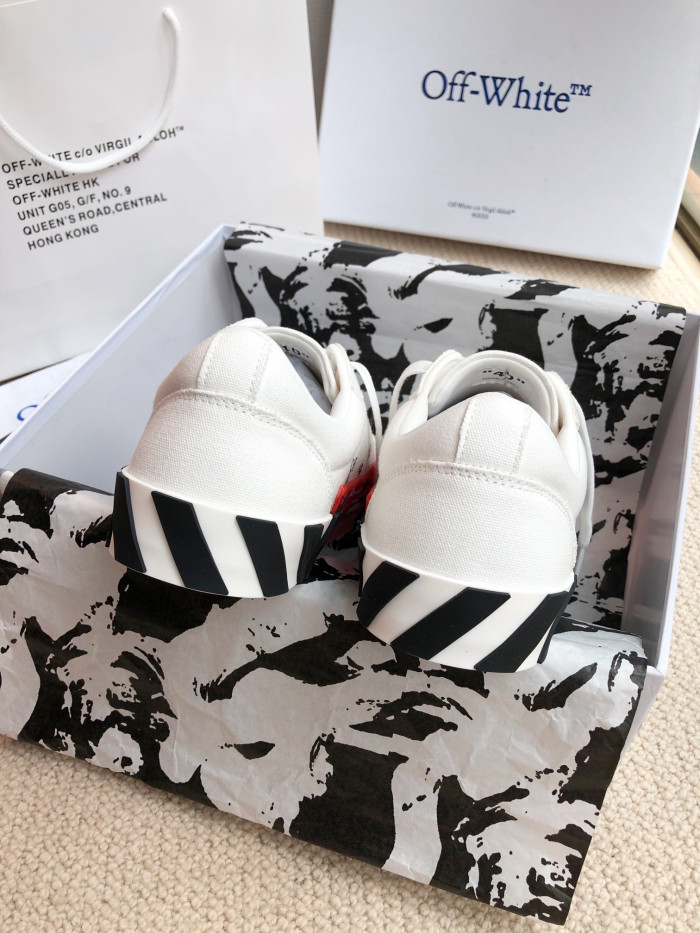 OFF-WHITE Low Vulcanized Leather Shoes