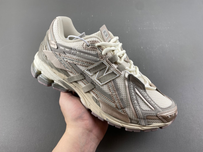 New Balance 1906A "Arid Stone" U19063VV