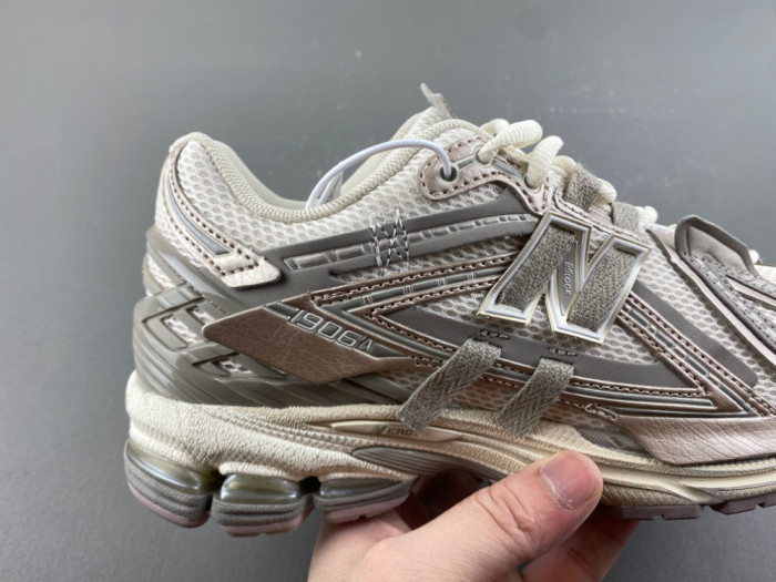 New Balance 1906A "Arid Stone" U19063VV