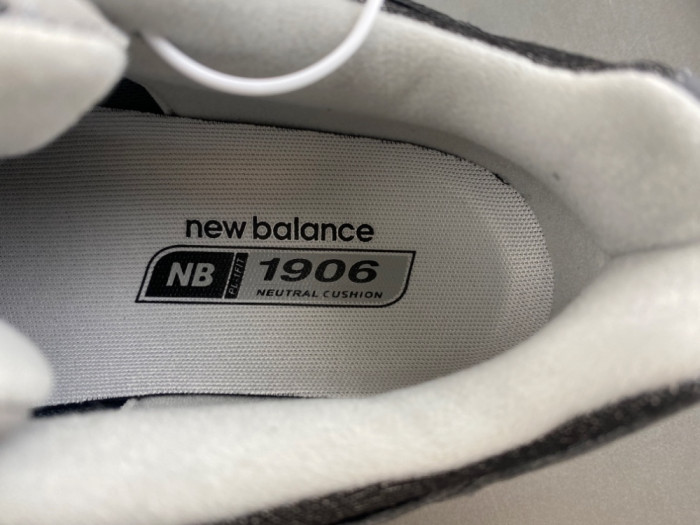 New Balance 1906U Black Grey U19064JO