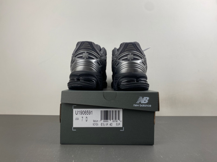 New Balance 1906R Black U1906591
