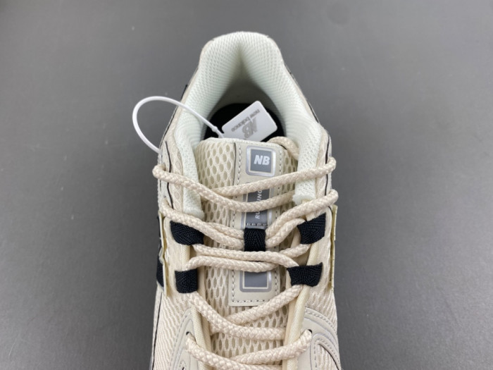 New Balance 1906R Cordura Tan Black U1906ROC