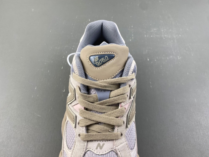 New Balance 9060 Timberwolf Driftwood U9060152