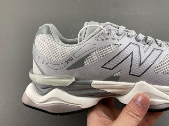 New Balance 9060 U90601NR