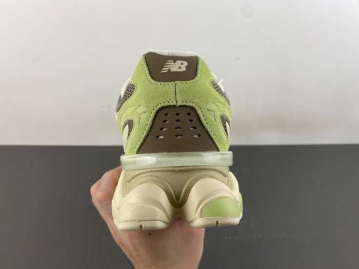 New Balance Wmns 9060R 