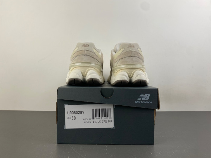 New Balance 9060 mesh-panelled U906029Y
