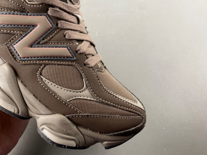New Balance 9060 Mono Cortado U9060493