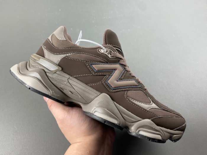 New Balance 9060 Mono Cortado U9060493