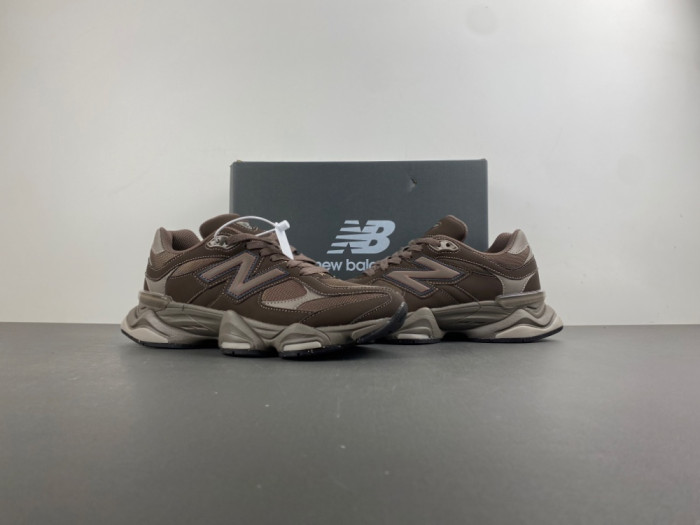 New Balance 9060 Mono Cortado U9060493