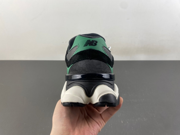 New Balance 9060 "Black Outfield" U906054Q