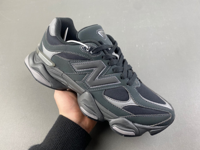 New Balance 9060 Mono Black U906079E