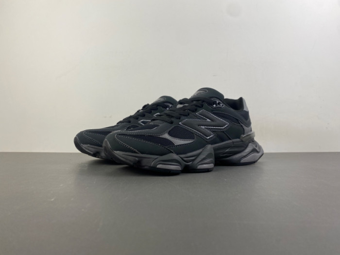 New Balance 9060 Mono Black U906079E